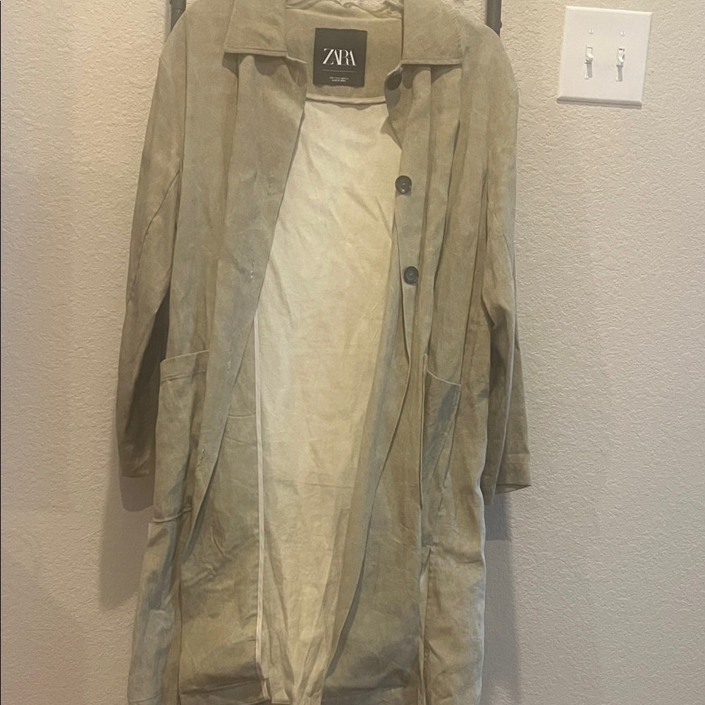 Zara Beige Button-Up Coat